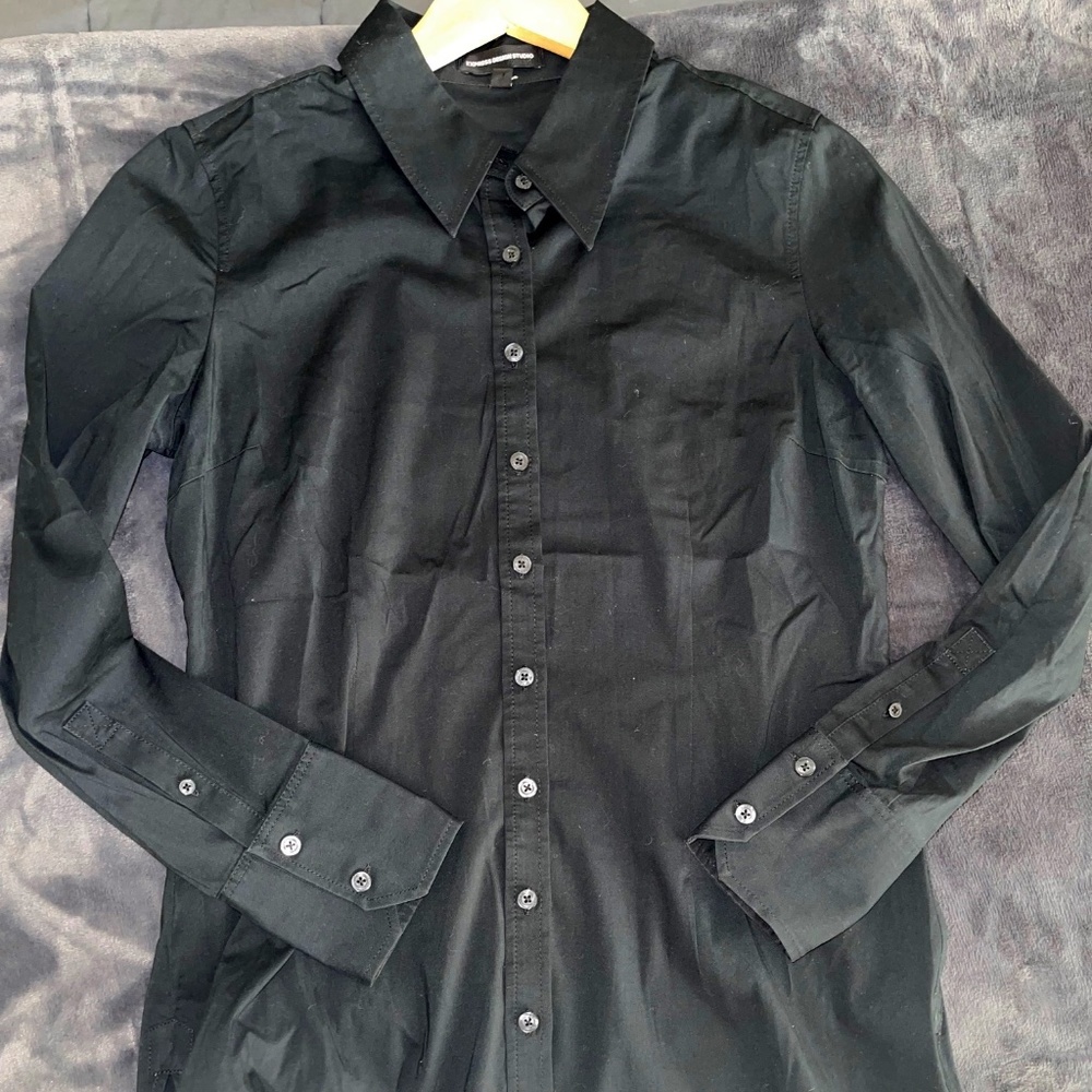 Express Design Studio - Black Long-Sleeve Button-Up Dress Shirt [Size L]